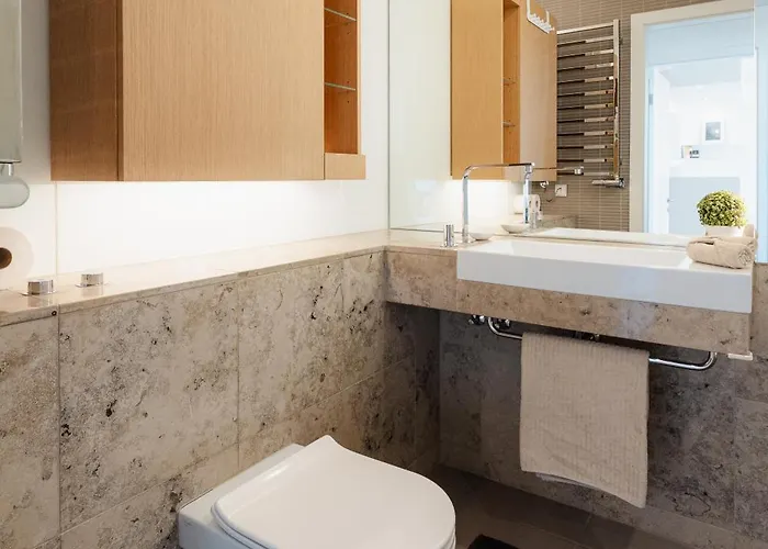 Eurovea 1 Waterfront * ブラチスラヴァ