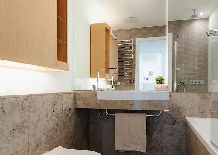 Eurovea 1 Waterfront Lägenhet *